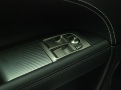 2009款 5.0 自动 V8机械增压硬顶跑车
