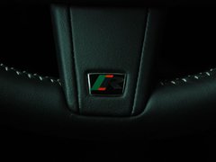 2009款 5.0 自动 V8机械增压硬顶跑车