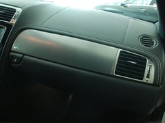 2009款 5.0 自动 V8机械增压硬顶跑车