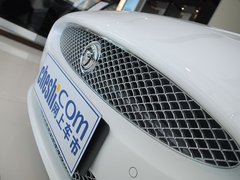 2009款 5.0 自动 V8机械增压硬顶跑车