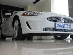 2009款 5.0 自动 V8机械增压硬顶跑车