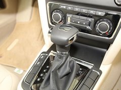2009款 2.0L 自动 贵雅版
