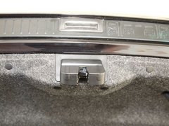 2009款 2.0L 自动 贵雅版