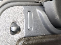 2009款 2.0L 自动 贵雅版