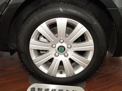 2009款 2.0L 自动 贵雅版