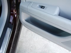 2009款 1.8L 自动 尊雅版