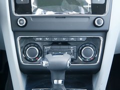 2009款 1.8L 自动 尊雅版