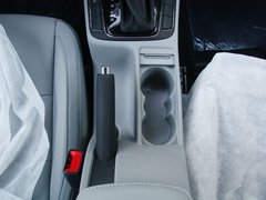 2009款 1.8L 自动 尊雅版