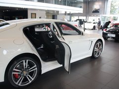 2010款 4.8T 