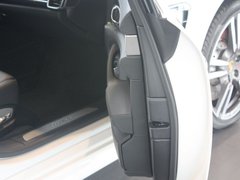 2010款 4.8T 