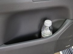 2009款 570 5.7 自动 增配版 8座