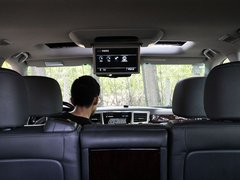 2009款 570 5.7 自动 增配版 8座
