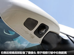 2009款 570 5.7 自动 增配版 8座