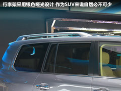 2009款 570 5.7 自动 增配版 8座