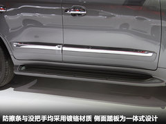 2009款 570 5.7 自动 增配版 8座