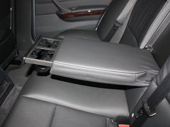 2010款 320i 2.0L 豪华型