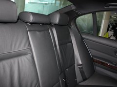 2010款 320i 2.0L 豪华型