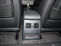 2010款 320i 2.0L 豪华型