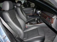2010款 320i 2.0L 豪华型