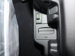2009款 3.8L 自动 尊享版