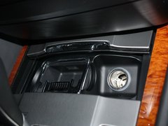 2009款 3.8L 自动 尊享版