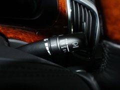 2009款 3.8L 自动 尊享版
