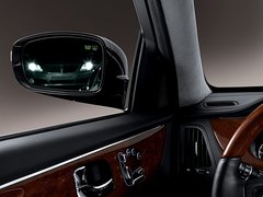 2009款 4.6L 自动 尊享版