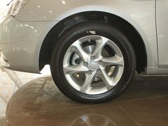 2009款 1.8L 手动 豪华型