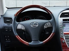 2010款 240 2.4 自动 豪华版