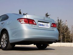 2010款 240 2.4 自动 豪华版