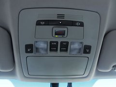 2010款 240 2.4 自动 豪华版
