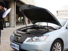2010款 240 2.4 自动 豪华版