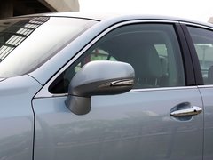 2010款 240 2.4 自动 豪华版
