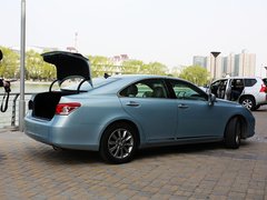 2010款 240 2.4 自动 豪华版