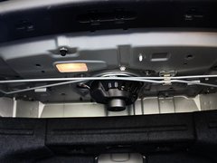 2010款 240 2.4 自动 豪华版