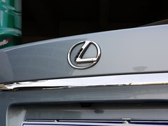 2010款 240 2.4 自动 豪华版