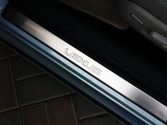 2010款 240 2.4 自动 豪华版