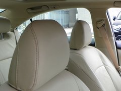2010款 240 2.4 自动 豪华版