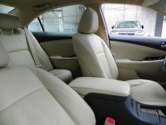2010款 240 2.4 自动 豪华版
