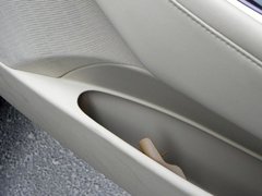 2010款 240 2.4 自动 豪华版
