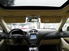 2010款 240 2.4 自动 豪华版