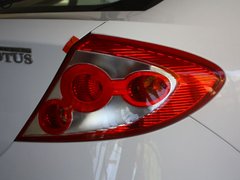 2009款 1.6 手动 两厢 时尚型