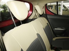 2009款 1.0L 手动 豪华型