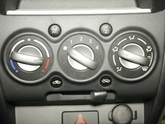 2009款 1.0L 手动 豪华型