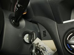 2009款 1.0L 手动 豪华型