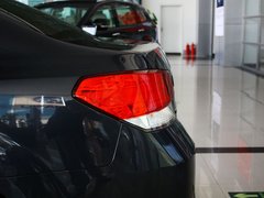 2010款 2.0L CVT 豪华版