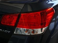 2010款 2.0L CVT 豪华版