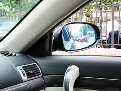 2010款 2.0L 自动 豪华型