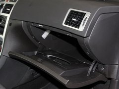 2010款 三厢 1.6L 手动 舒适版