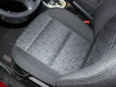 2010款 三厢 1.6L 自动 舒适版